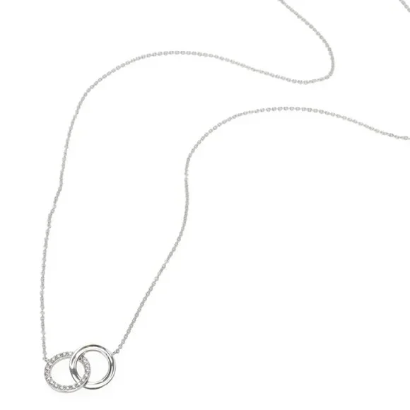 💙Tiffany & Co.💙18k White Gold Diamond Interlocking Circle Necklace - Picture 11 of 12